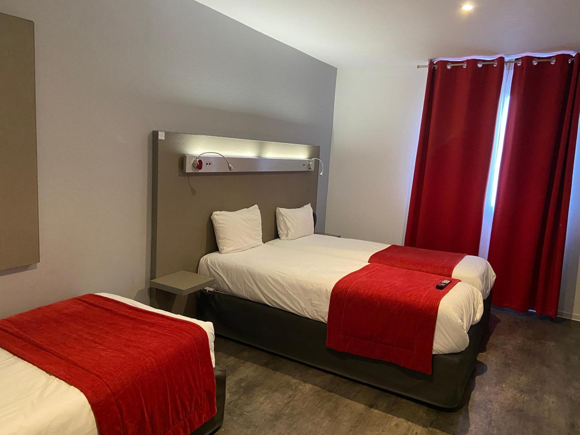 The Originals City, Hotel Les Domes, Perpignan Sud Saleilles ภายนอก รูปภาพ